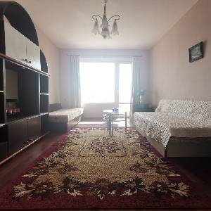 Наеми 4-СТАЕН апартамент Левски Варна