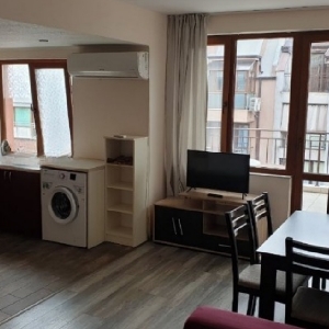 Наеми 3-СТАЕН апартамент…